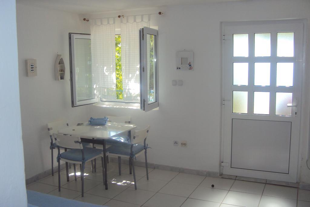 Apartments Silvija Писак Екстер'єр фото